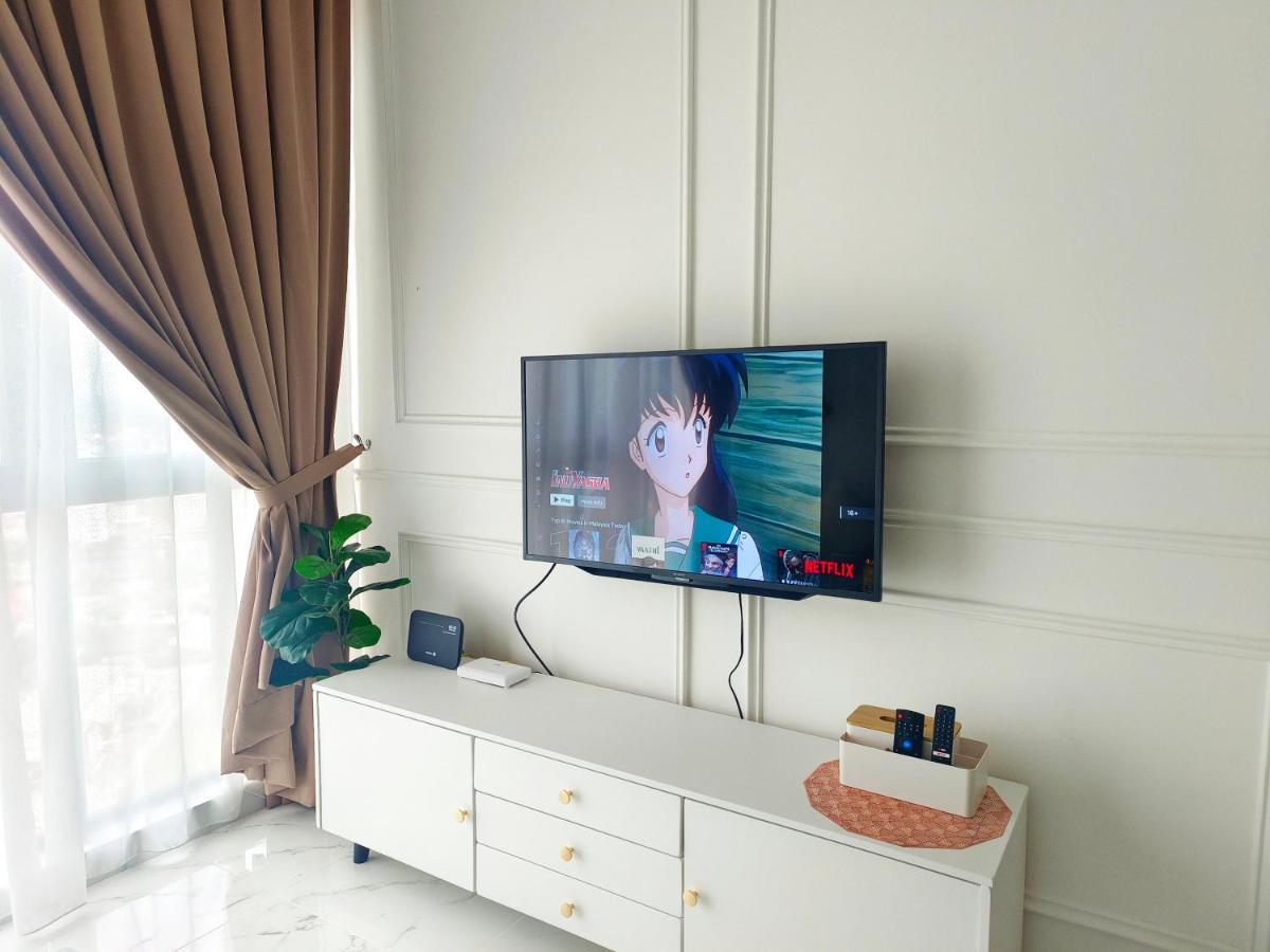 One Bedroom Troika Kota Bharu By Aghome, Modern Design Extérieur photo
