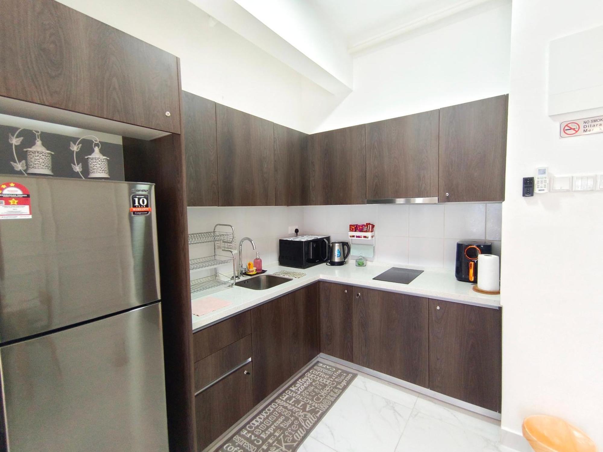 One Bedroom Troika Kota Bharu By Aghome, Modern Design Extérieur photo